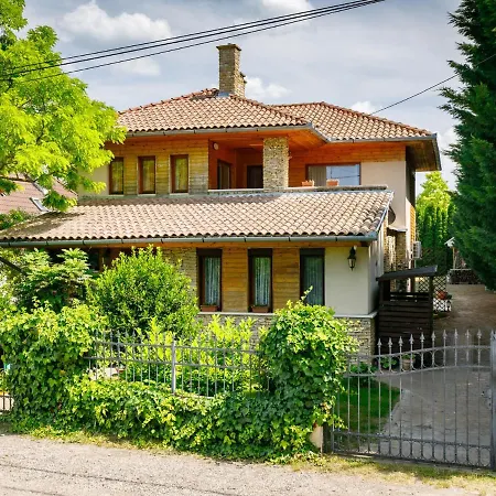 בית נופש Mediterran By Interhome *