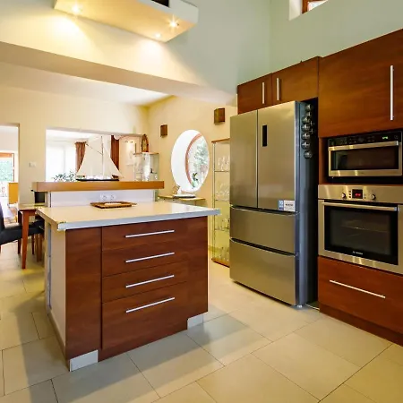 Mediterran By Interhome בית נופש
